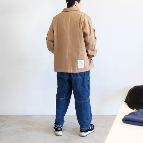 ミリジャケ、デニムを30代からにもハマるストリートな雰囲気で