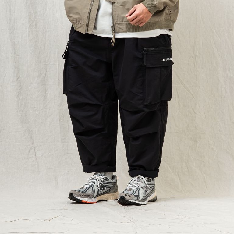 171cm 60kg : 着用サイズ M