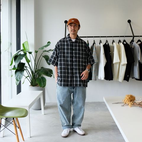 チェックシャツにはついついデニムを合わせてしまいます