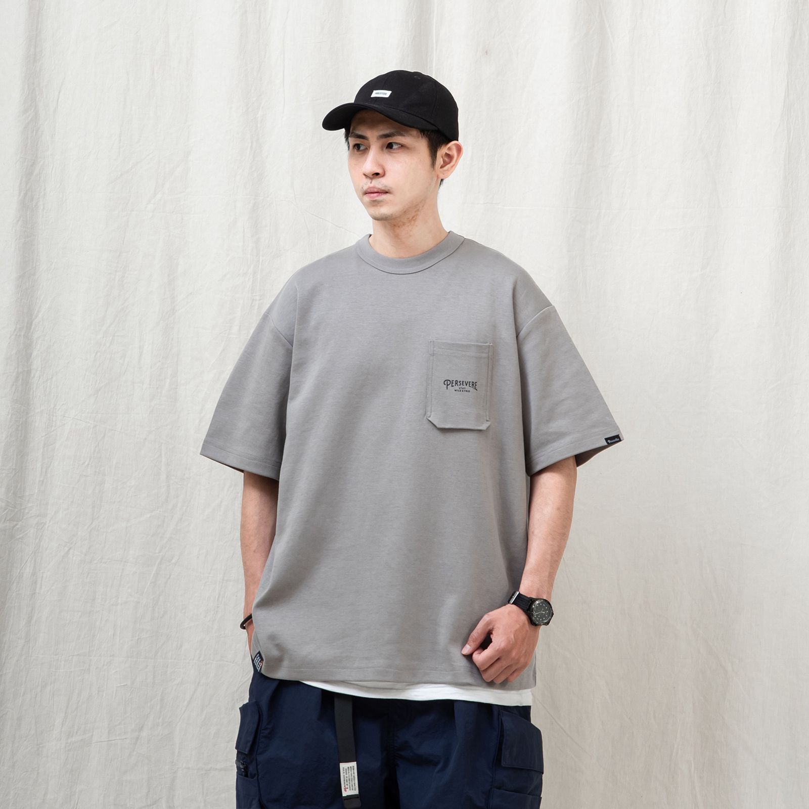 【ラスト1点 M 】hexagonal pocket classic t-shirt / ライトグレー