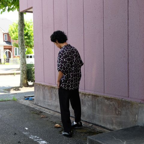 【2023.7.16(Sun) 】大人の男好みな不良っぽさを品良く着こなす夏の柄シャツコーデ