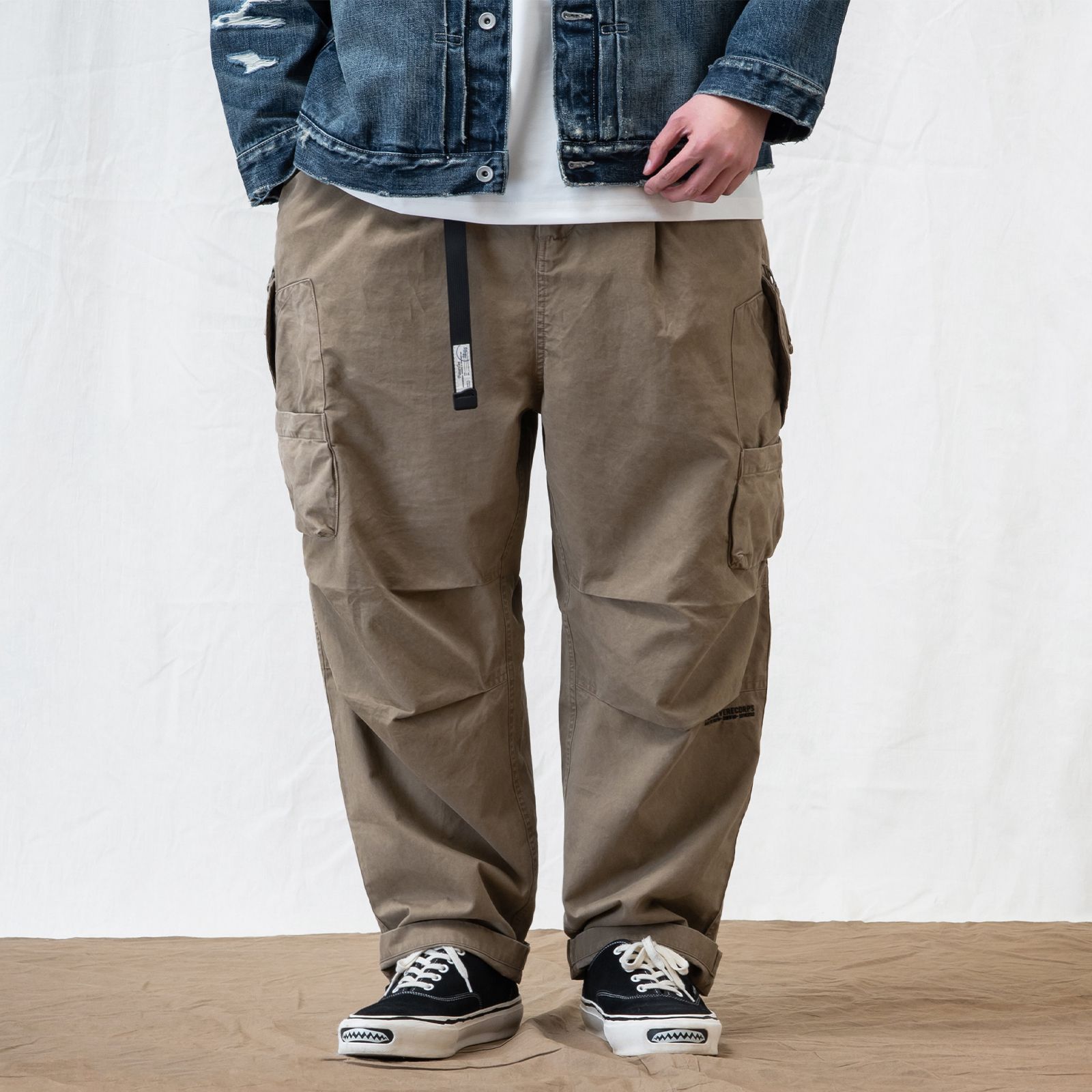 【ラスト1点 XL 】unique pocket design tapered pants / カーキ