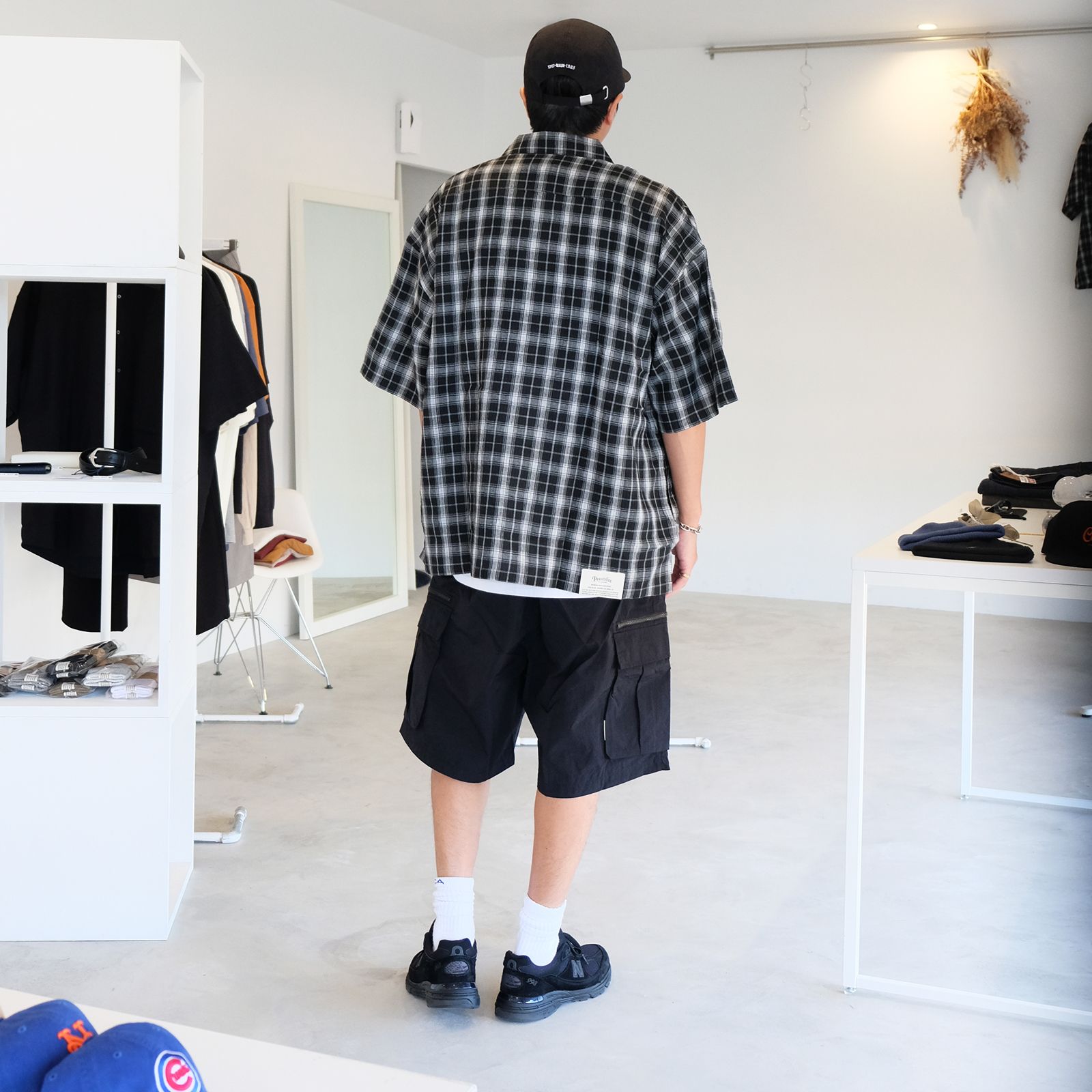 【2023.8.26(sat) 】モノトーンでまとめたチェックシャツコーデ