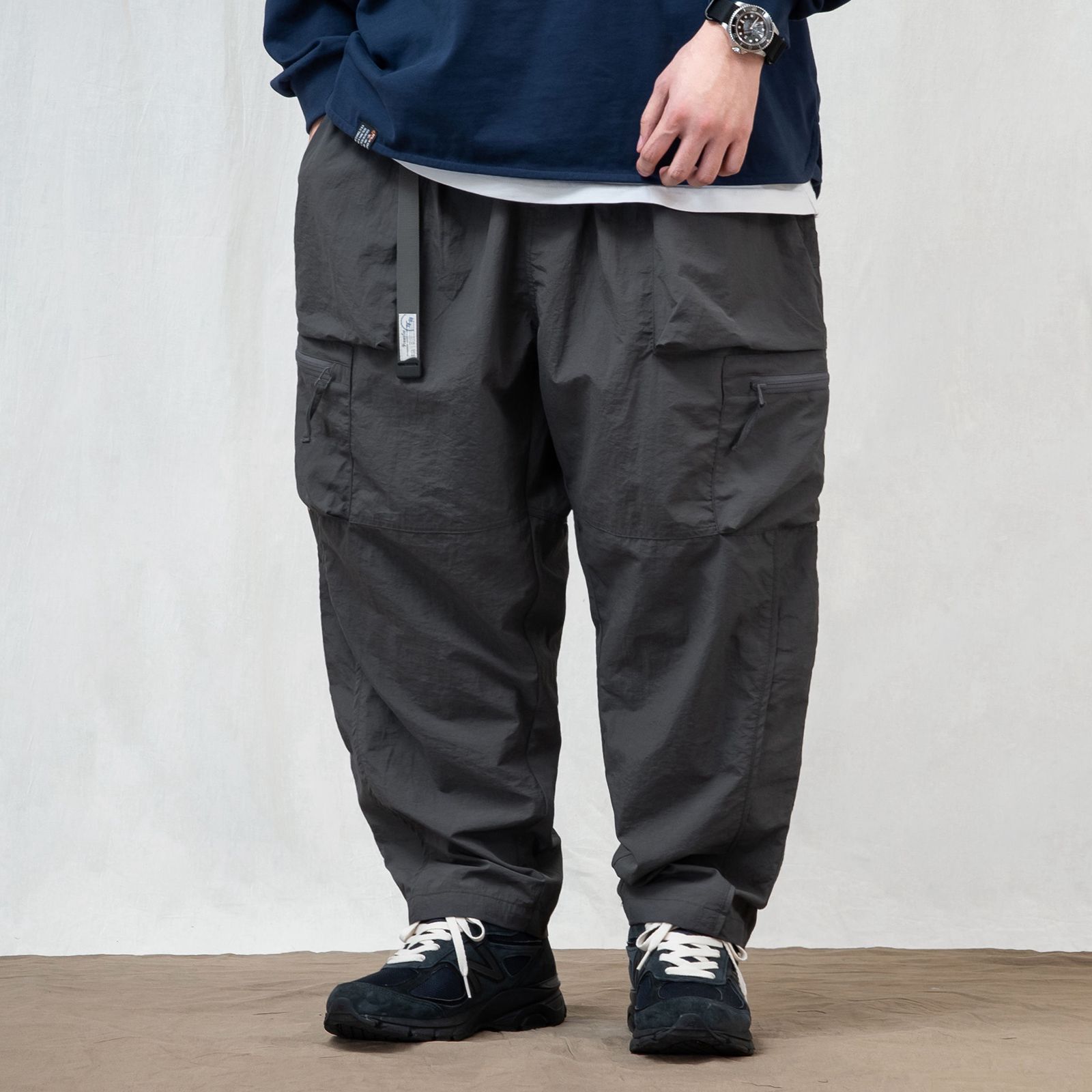 【ラスト1点 XL】multi pocklet tapered pants / チャコールグレー