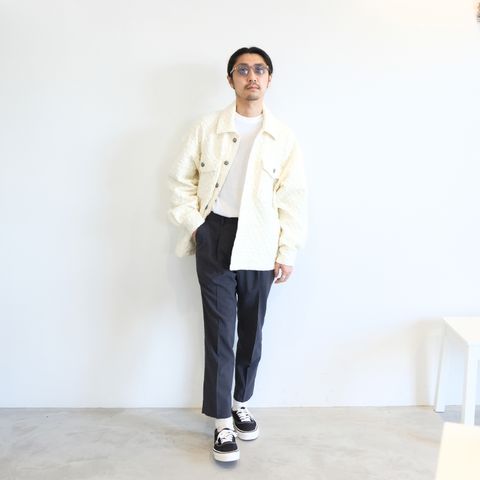 スエットCPOジャケットをキッチリ過ぎずオトナな雰囲気で