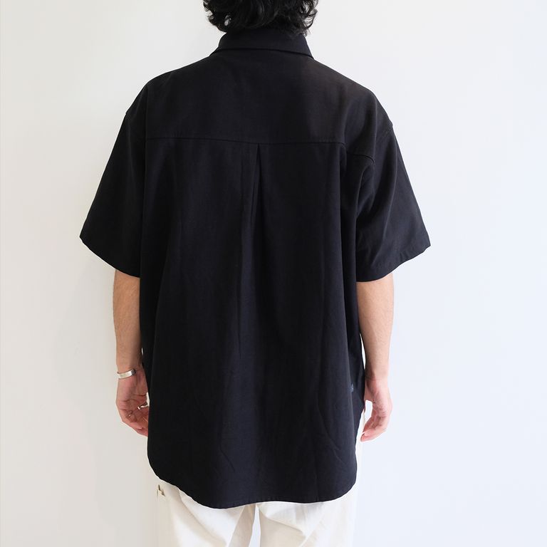 170cm 58kg : 着用サイズ 1(S)