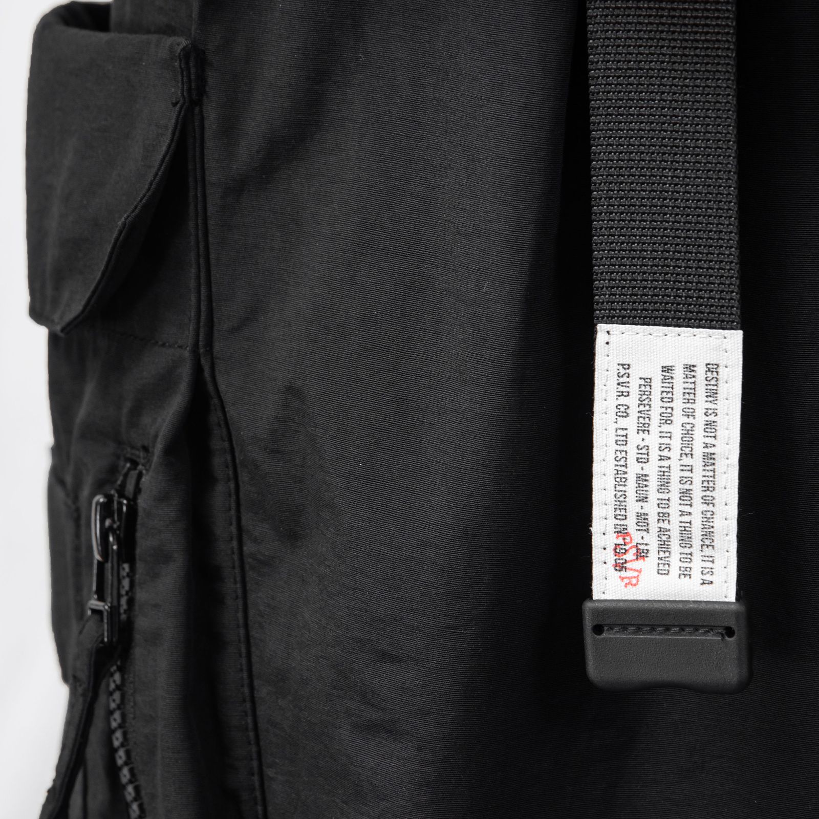 【ラスト1点 XL】water-repellent multi-pocket cargo pants / ブラック