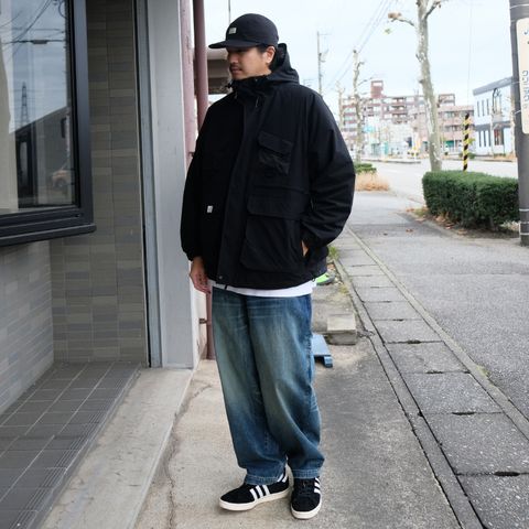 着膨れし過ぎず防寒性も考慮したカジュアルコーデ