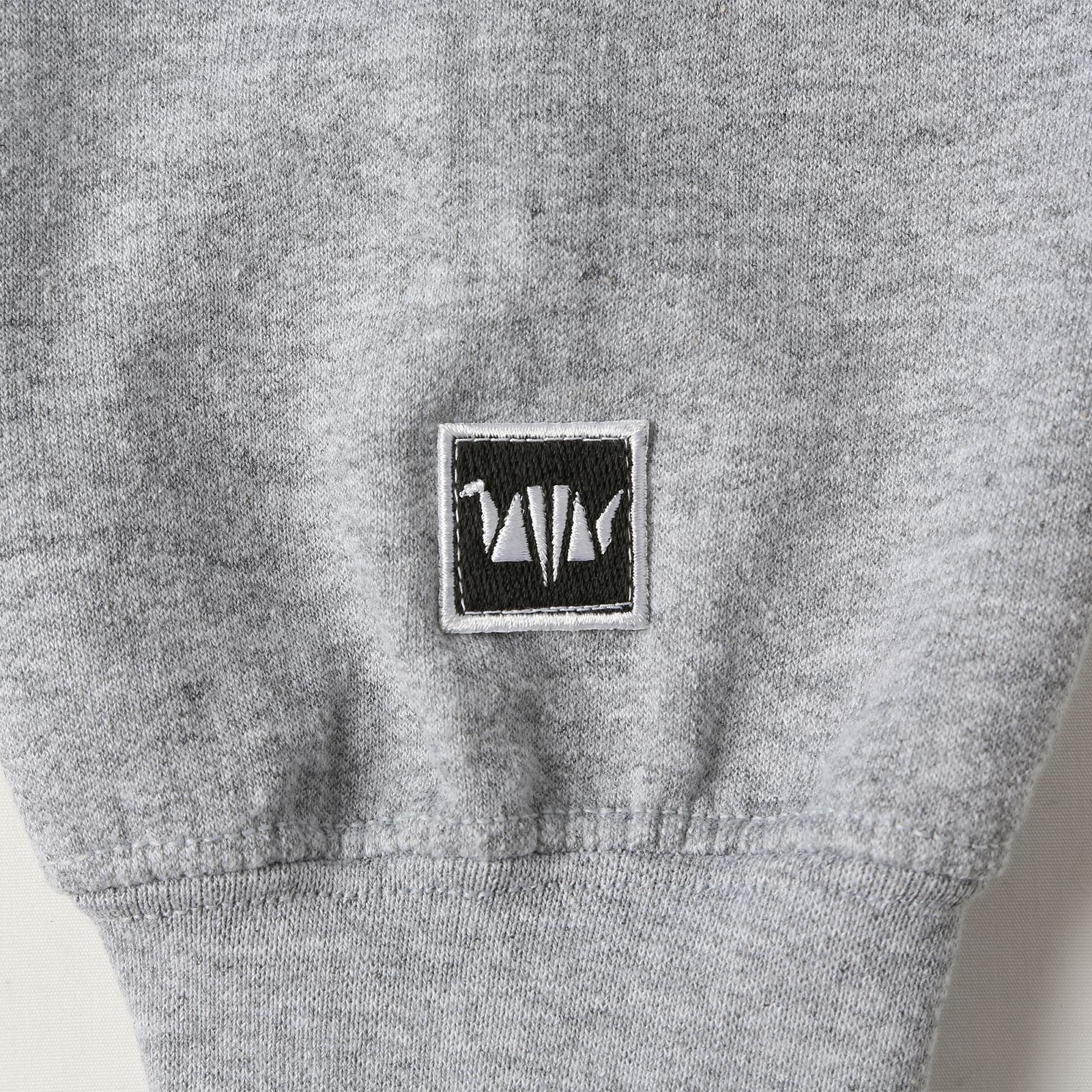 【ラスト1点 XL】embroidery crewneck / グレー