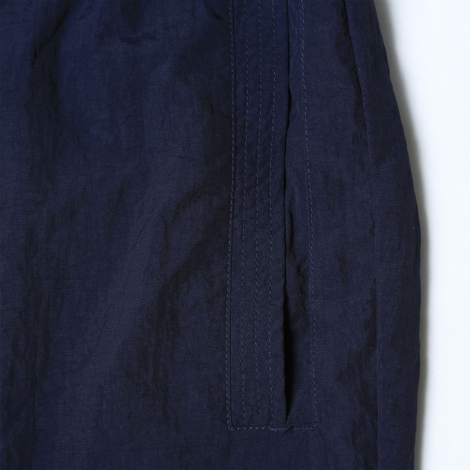 【ラスト1点 M】lr nylon team pants / ネイビー