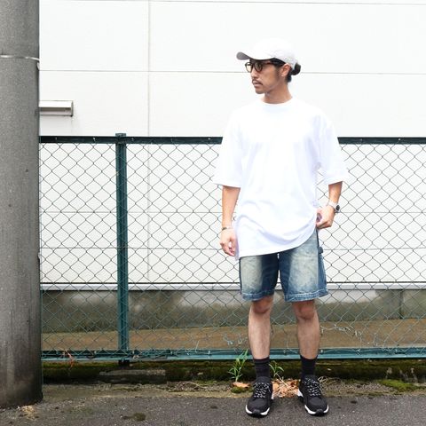 大人に勧めたいデニムショーツの着こなし