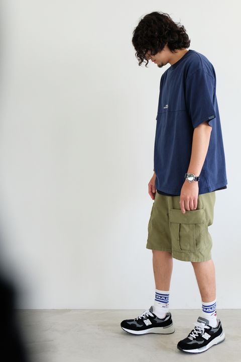 配色で楽しむ夏の定番スタイル