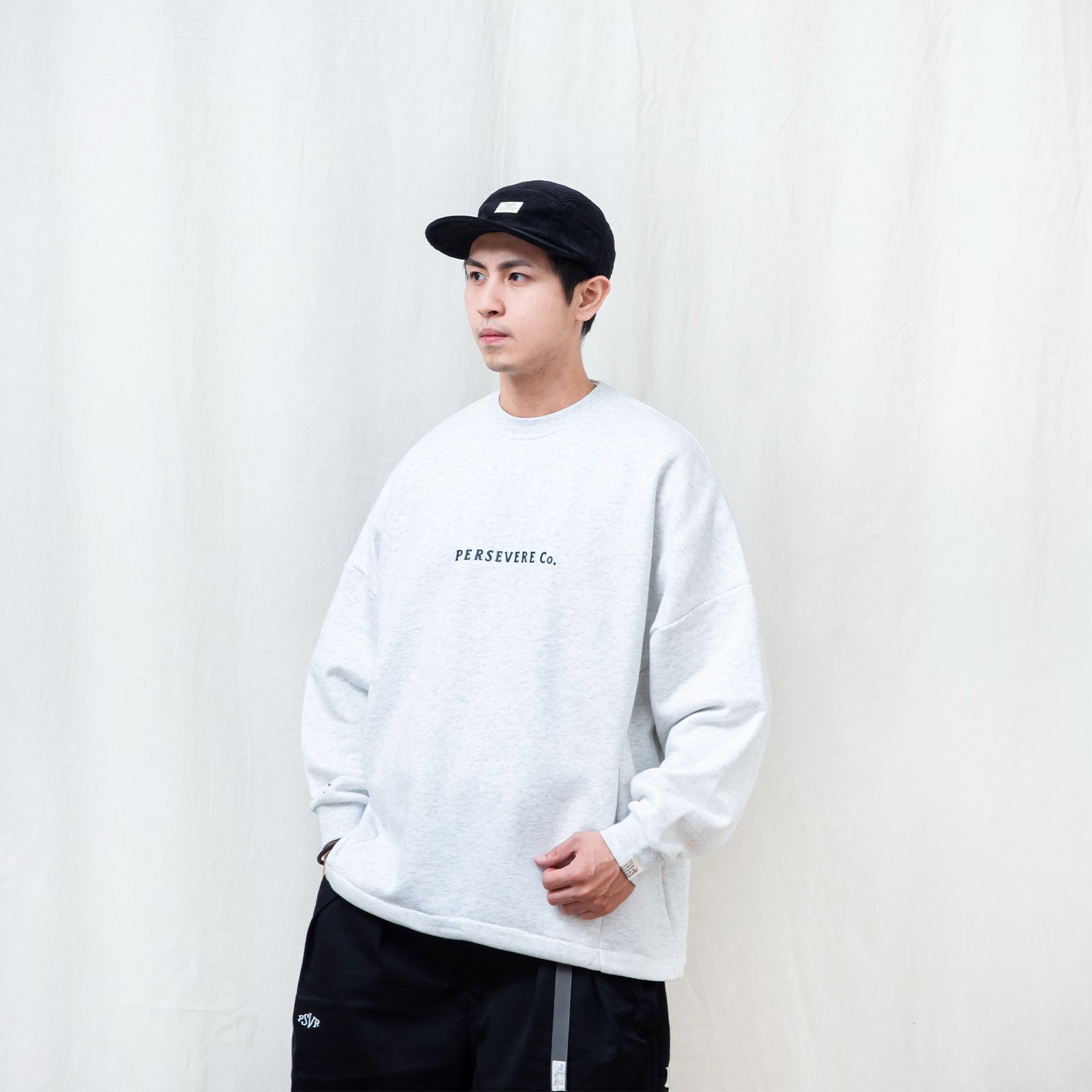 【ラスト1点 XL 】brand logo classic washed sweatshirt / ヘザーホワイト