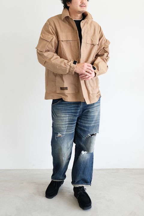 シンプルだからこそ際立つデニムの男前な表情