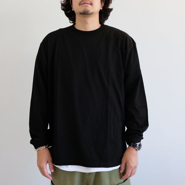 179cm 69kg : 着用サイズ XL
