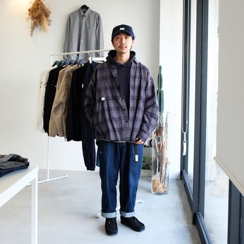 【2023.10.23(mon) 】汎用性の高いこの時期のチェックシャツをストリートなテイストで楽しむ