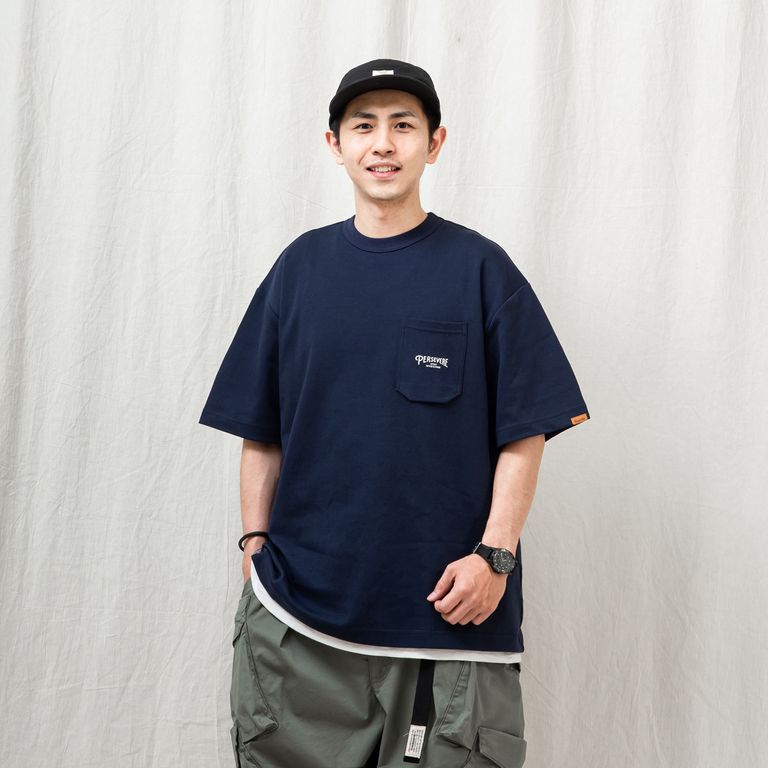 171cm 60kg : 着用サイズ M