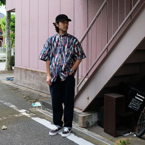 【2023.7.5(Wed) 】アーティスティックな柄デザインに今気分なシルエットで楽しむ夏の柄シャツコーデ