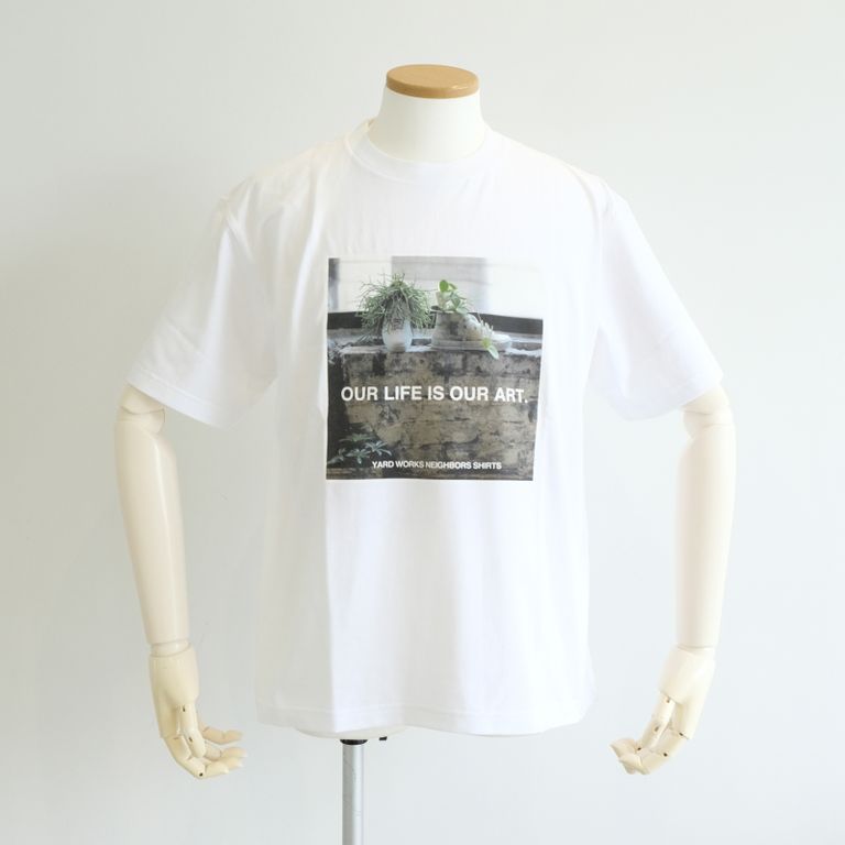5.6オンスのコットン生地を使用したビックシルエットのクルーネックTシャツ
