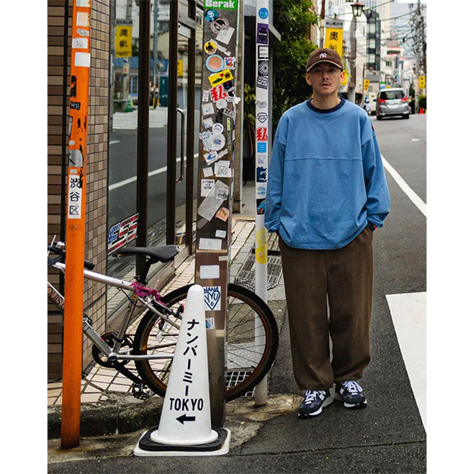 【ラスト1点 4 】BASIC L/S TEE WITH CONTRASTING RIBBED TRIMS / ブルー