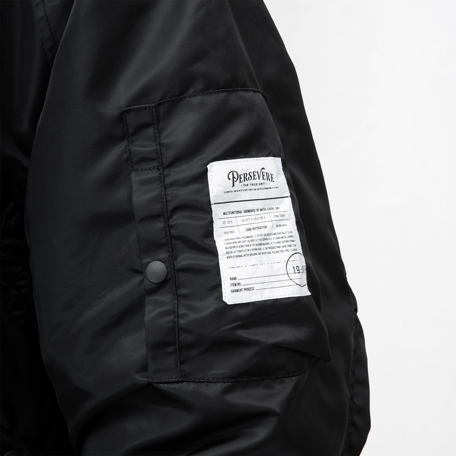 【ラスト1点 L 】water-repellent padded ma-1 jacket/ ブラック