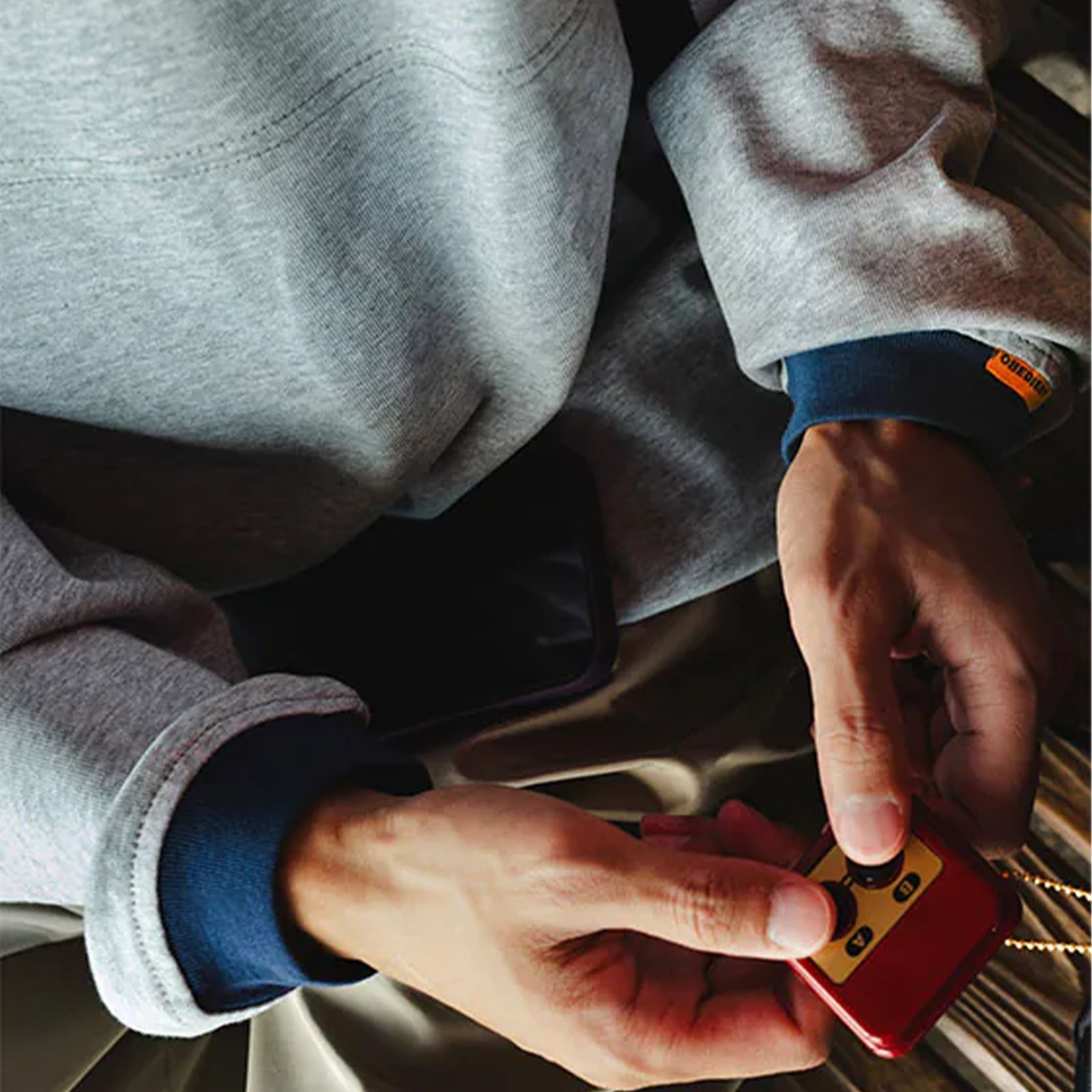 【ラスト1点 4 】BASIC L/S TEE WITH CONTRASTING RIBBED TRIMS / グレー