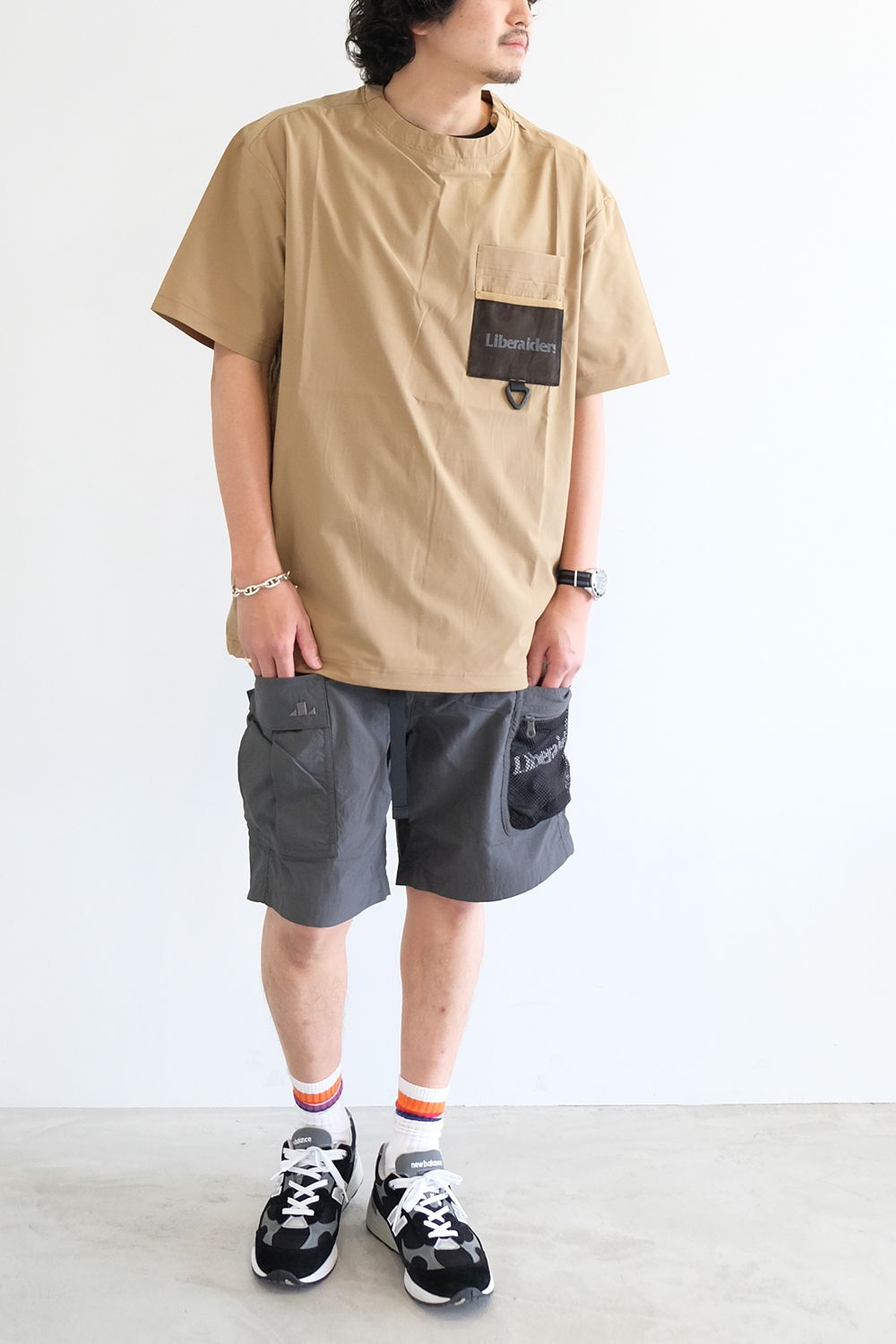 機能面にも優れたTシャツ+ショーツスタイル
