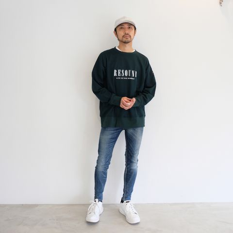 深みのあるグリーンカラーが落ち着きと品の良さを感じさせる大人な色味