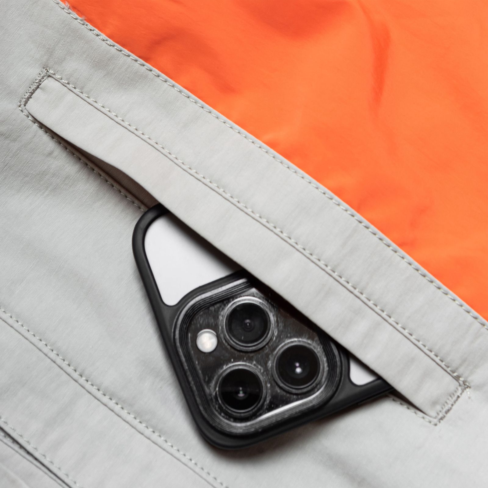 【ラスト1点 L 】water-repellent multi-pocket utility jacket / オフホワイト
