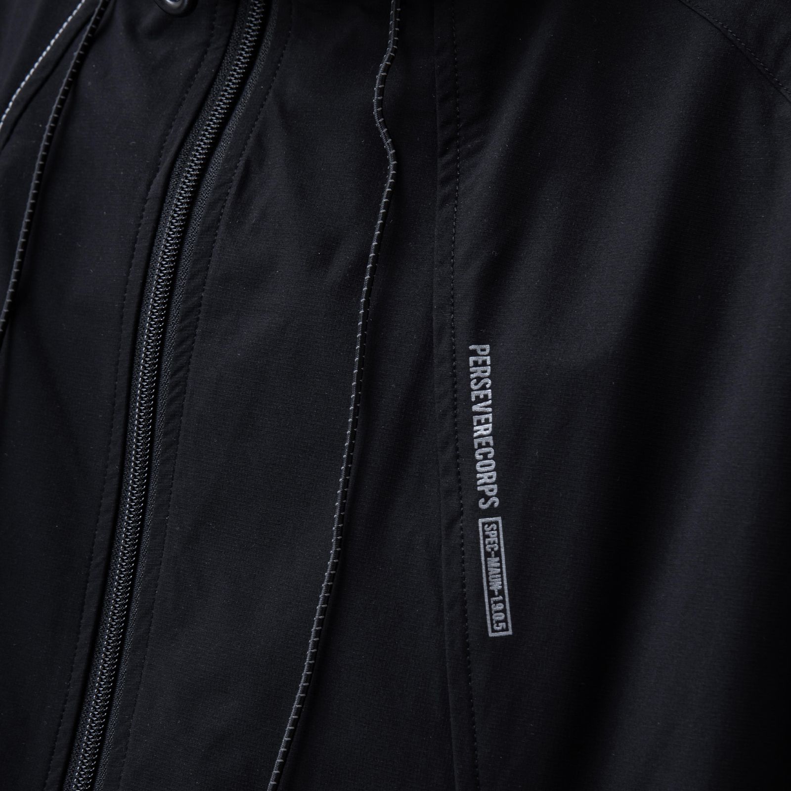 multi-season functional jacket / ブラック