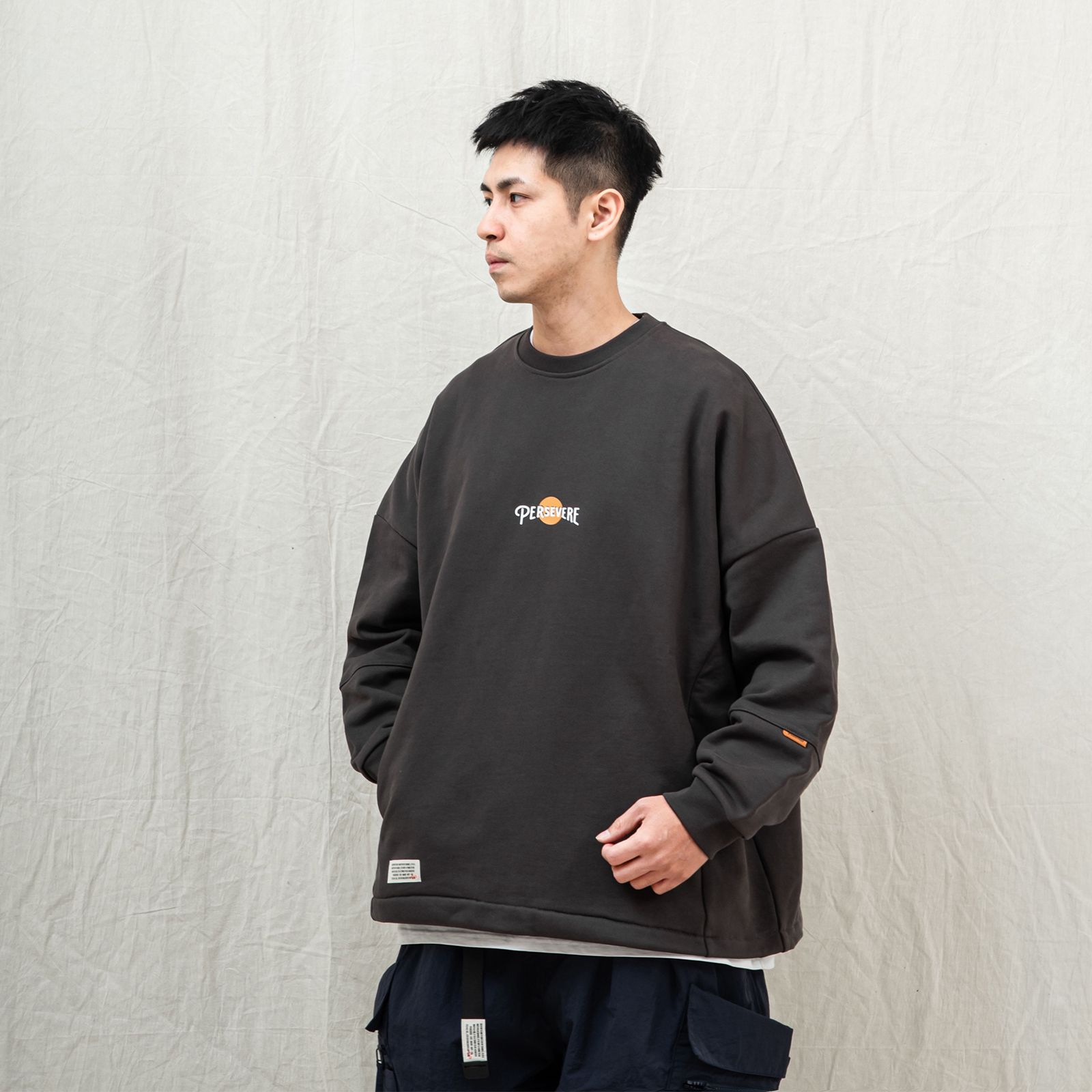 rising sun classic washed sweatshirt / チャコールグレー