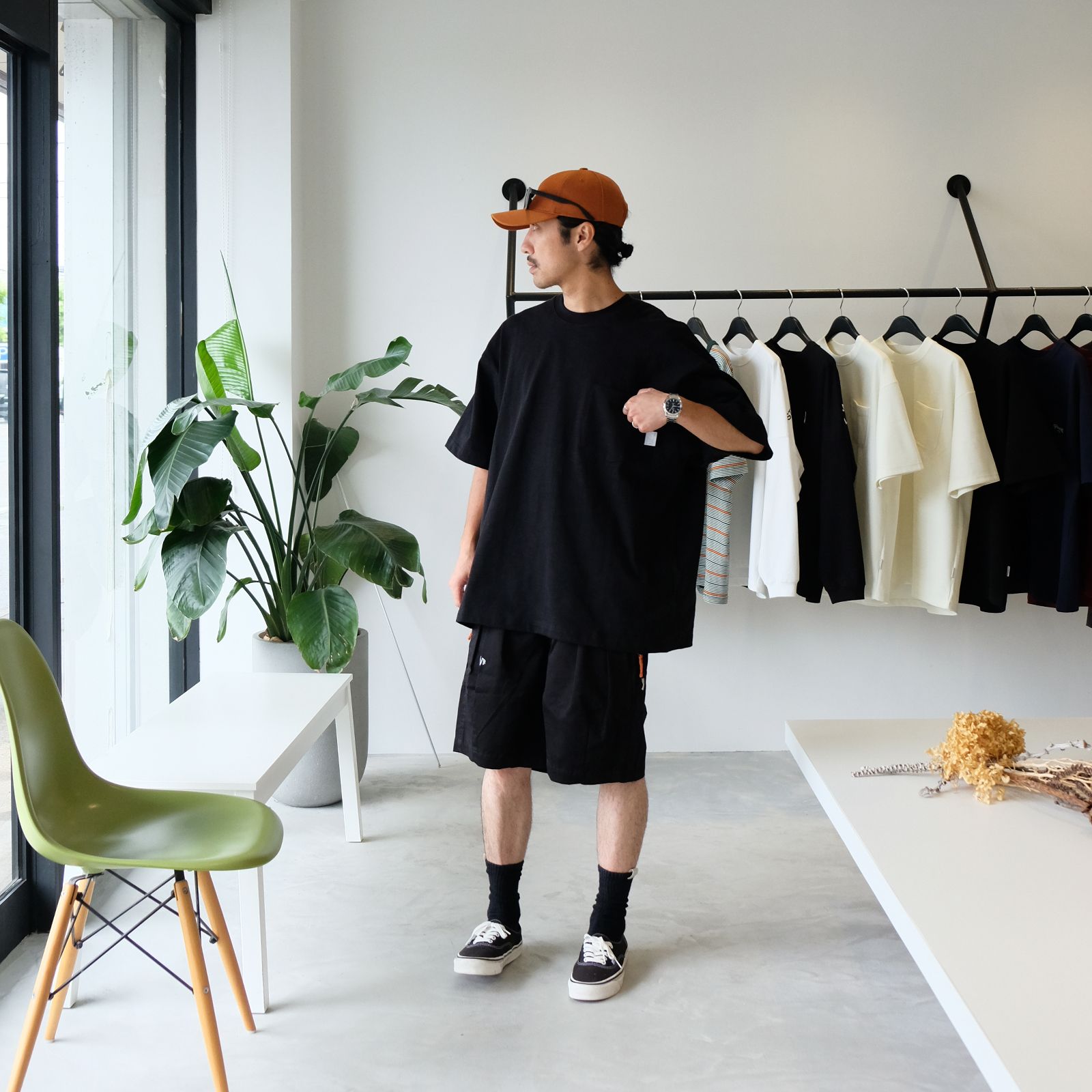 ブラックコーデってやっぱりカッコいい