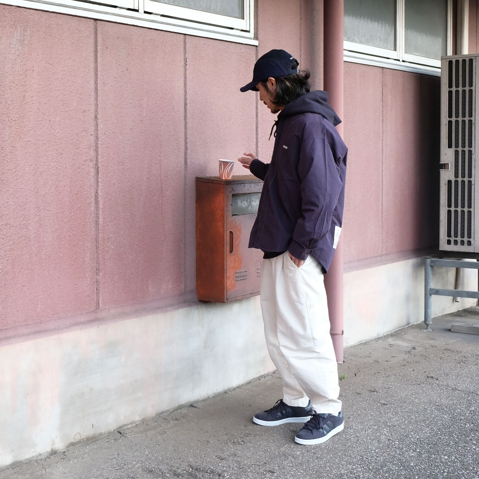 【Peresevere】肌寒さの残るシーズンに楽しむベースボールシャツコーデ