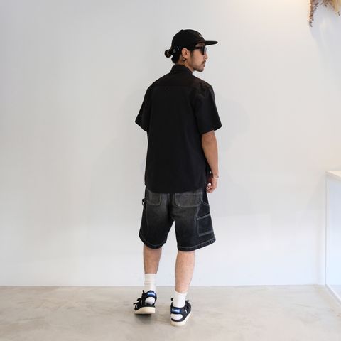 今っぽ過ぎず、古過ぎずというのをテーマにブラックで統一した夏のカジュアルコーデ