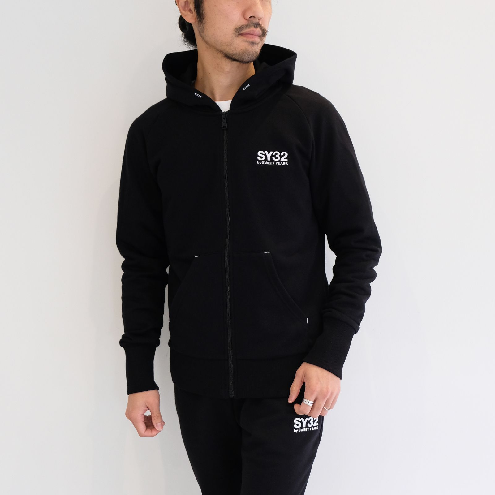 SY32 by SWEET YEARS 【ラスト1点 M 】basic zip hoodie ブラック Filo