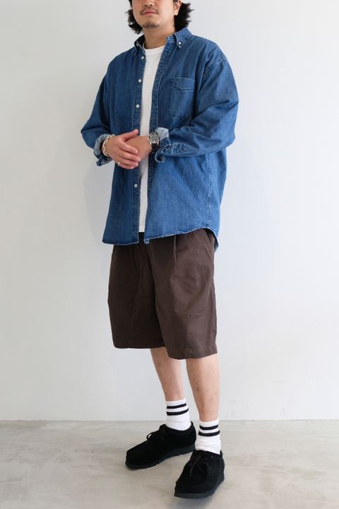 春のハーフパンツスタイルはシャツ合わせがお勧め