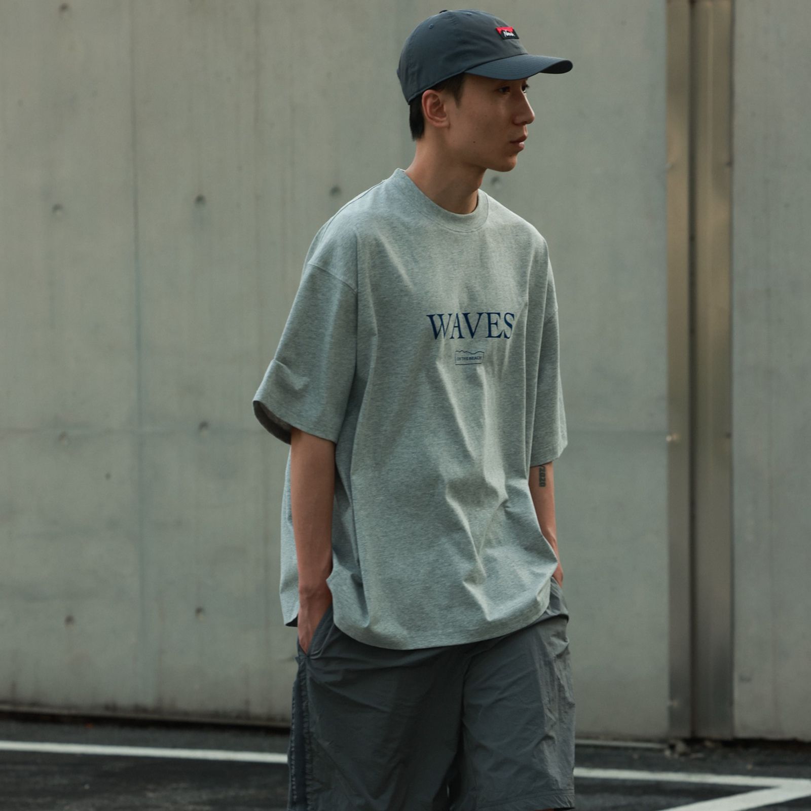 【ラスト1点 M 】"waves" sorona print tee / グレー