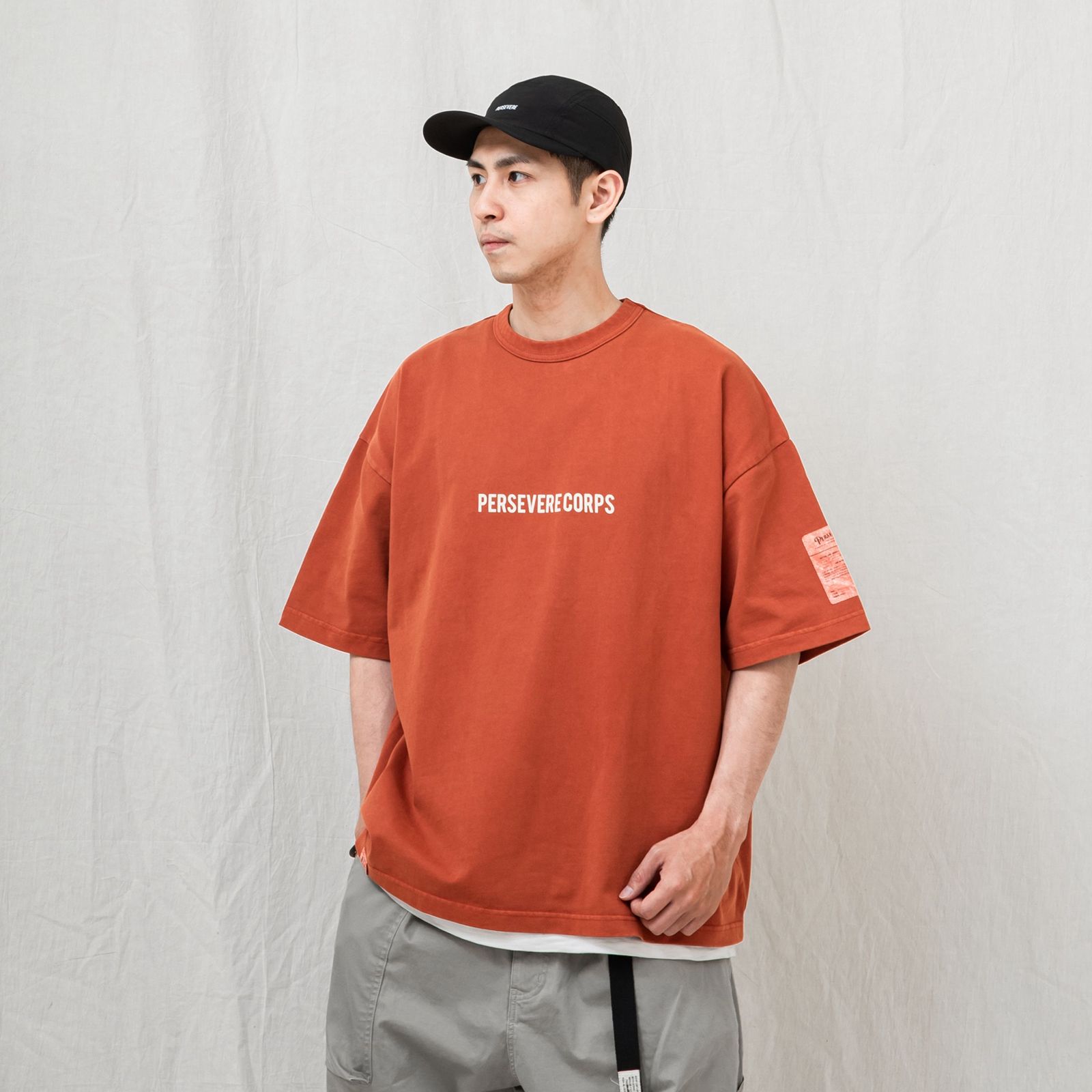 【ラスト1点 M】pigment-dyed catchword t-shirt / ウォッシュドオレンジ