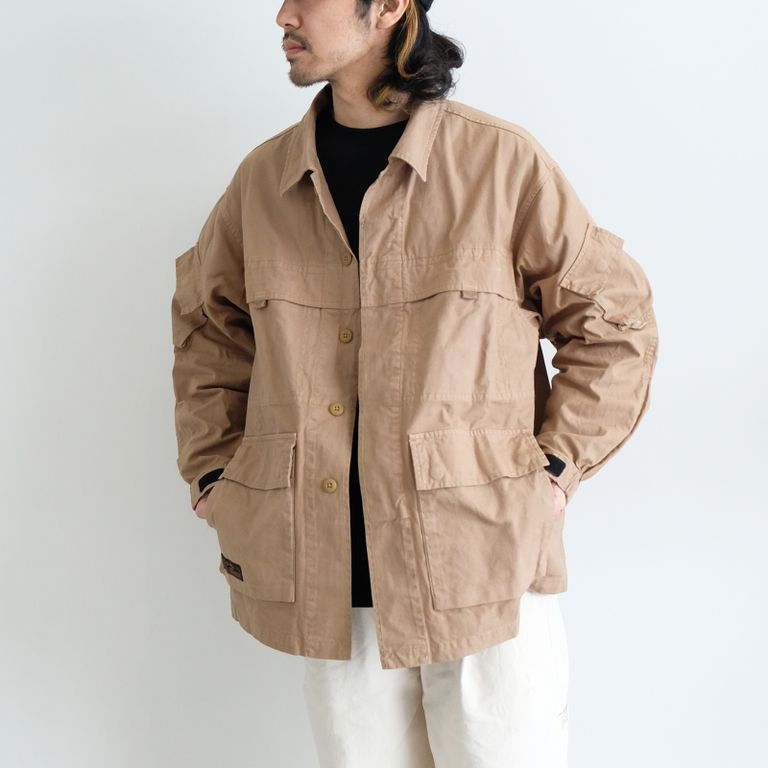 170cm 58kg : 着用サイズ M
