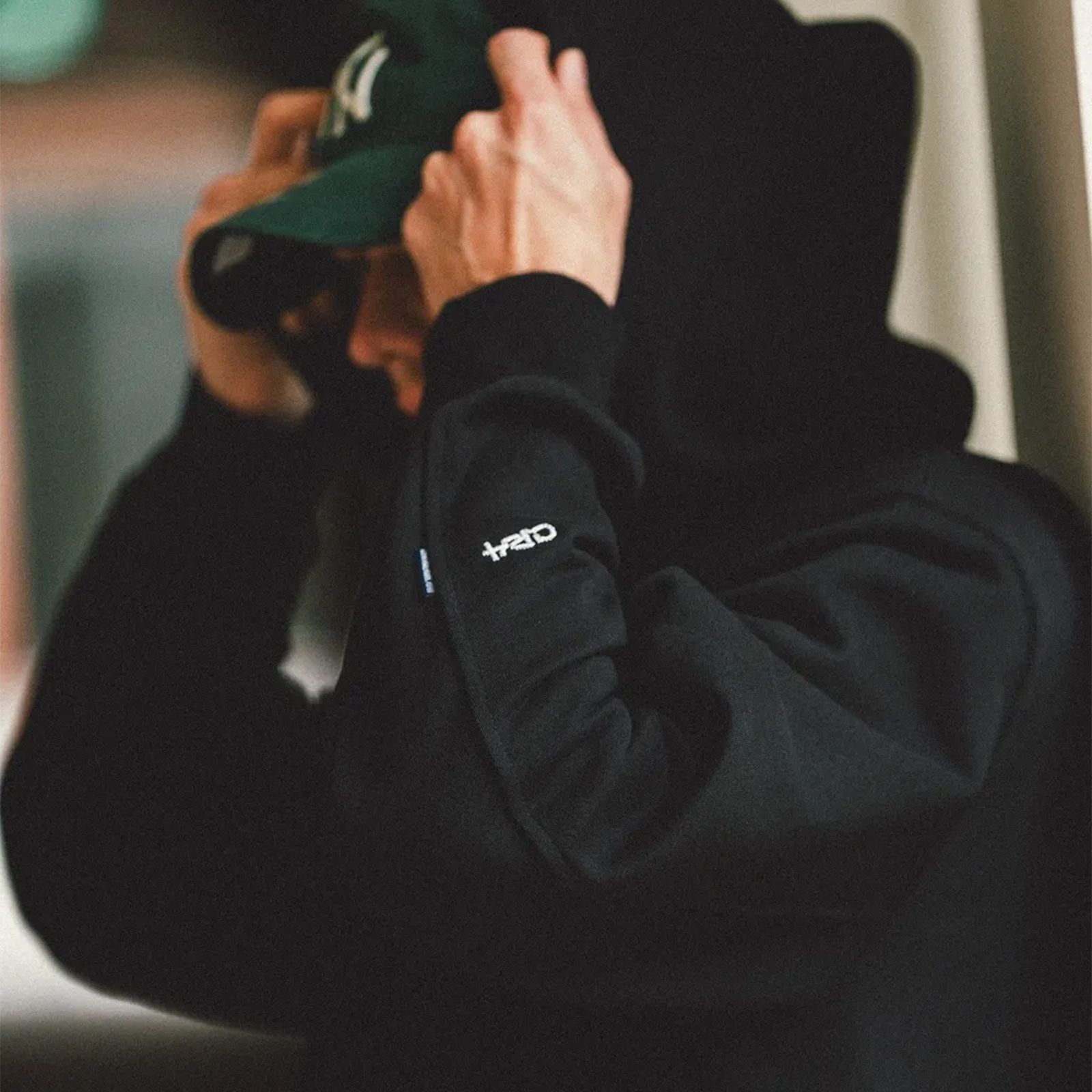 The Mall Hoodie / ブラック