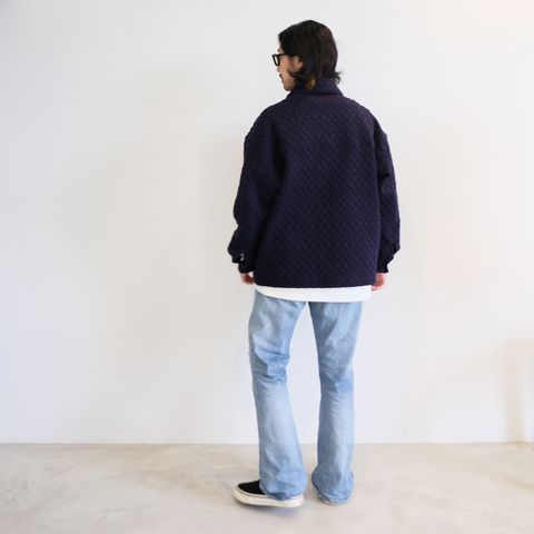 海の匂いも感じさせるCPOジャケットスタイル