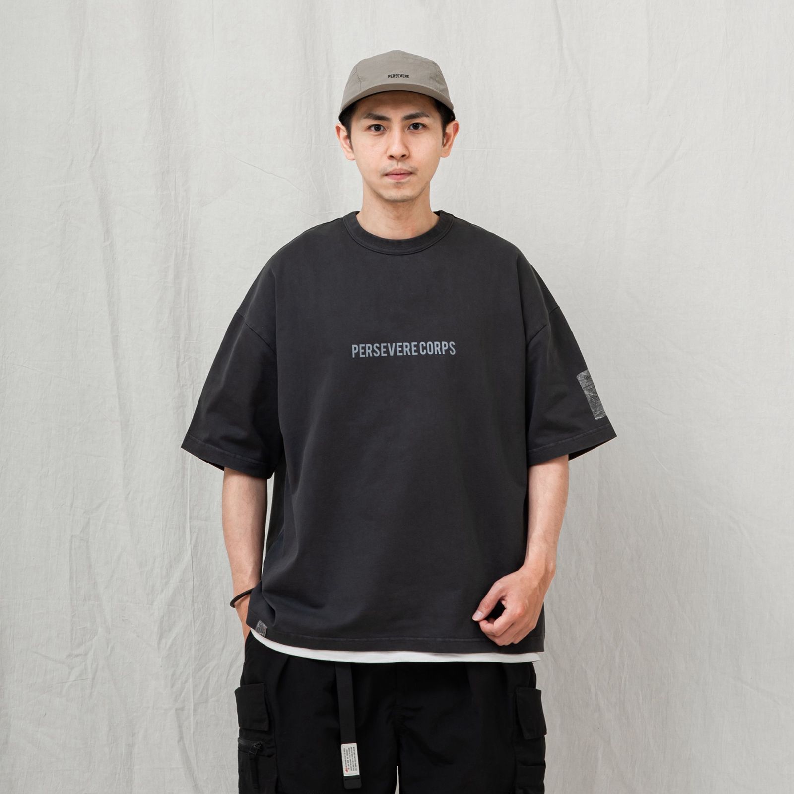 【ラスト1点 XL 】pigment-dyed catchword t-shirt / ウォッシュドブラック