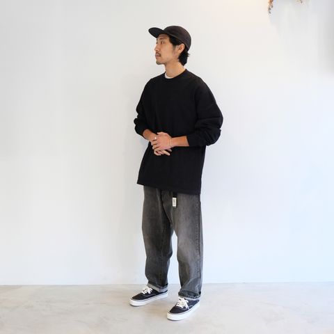 【2023.10.25(wed) 】オールブラックを良い具合の野暮ったさで