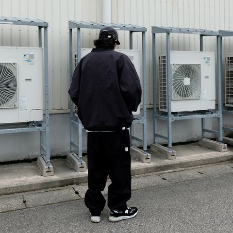 雰囲気抜群なオールブラックコーデ