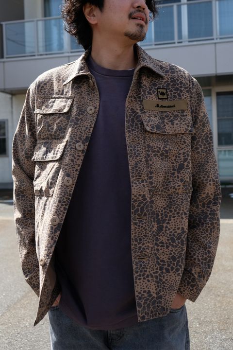 チーター柄をメインに男らしくまとめたミリジャケコーデ