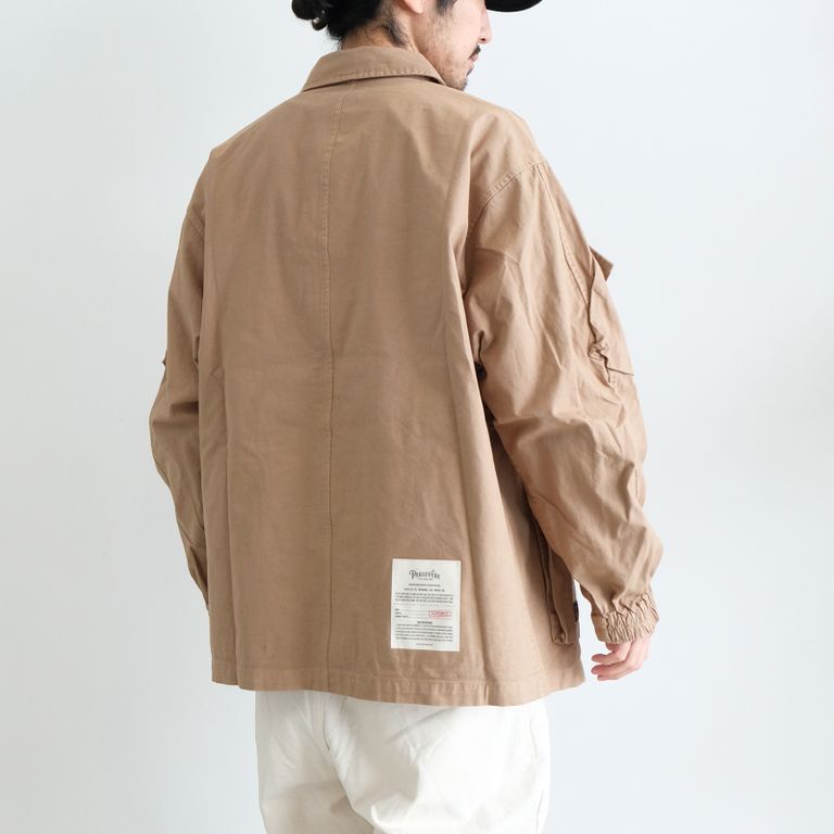 170cm 58kg : 着用サイズ M