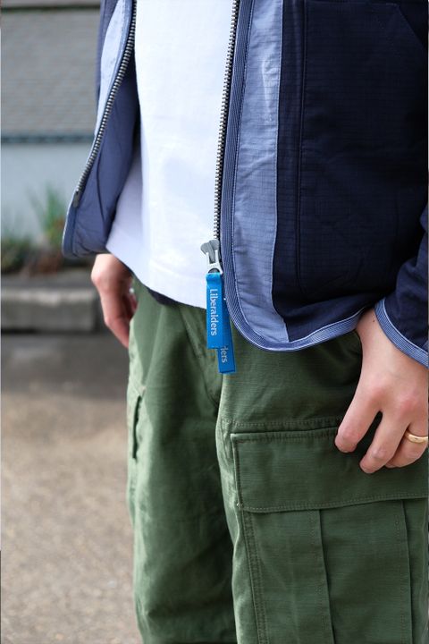 軍物合わせでタウンユースに着こなす
