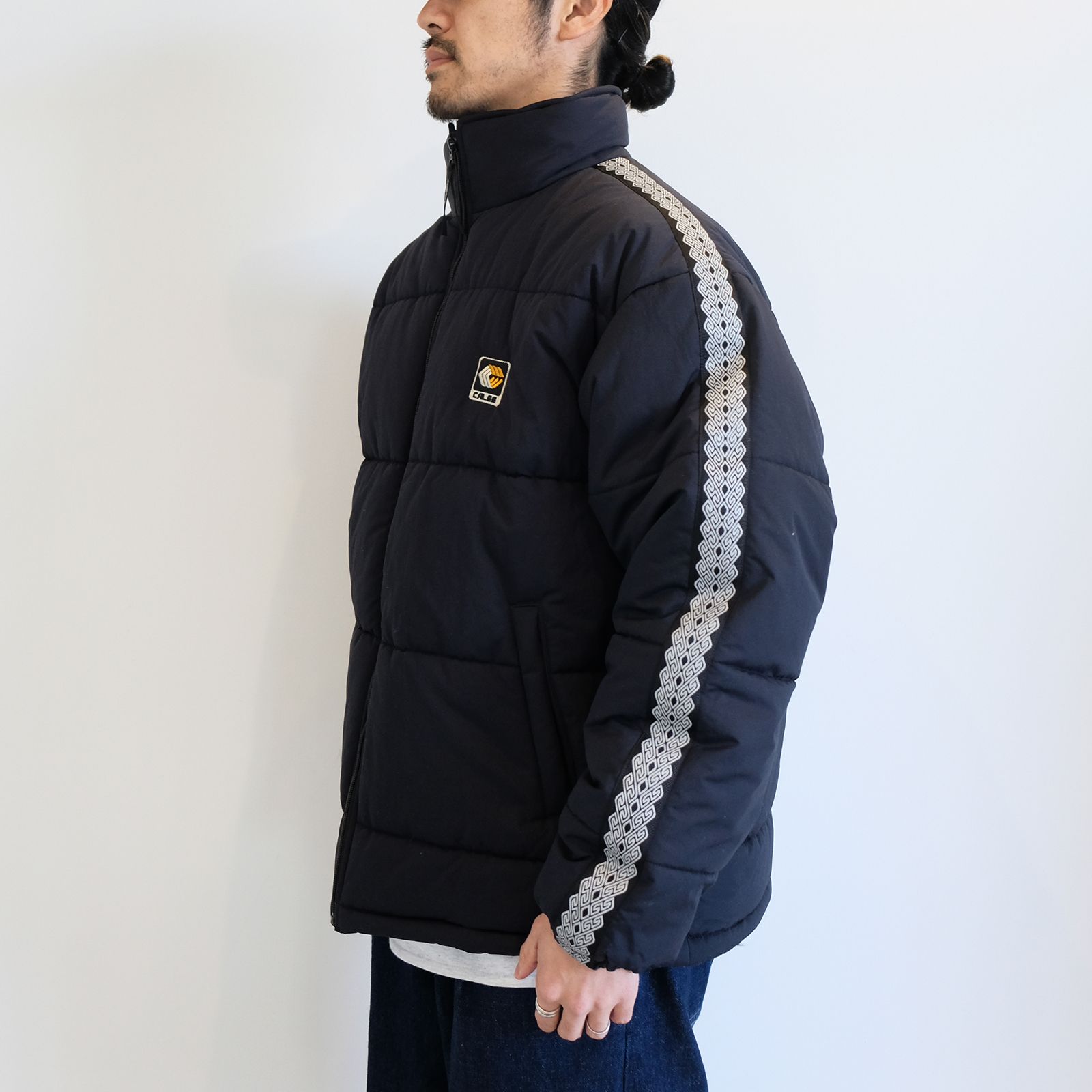 CALEE - 【ラスト1点 XL】Retroreflector padded jacket / ブラック | Filo