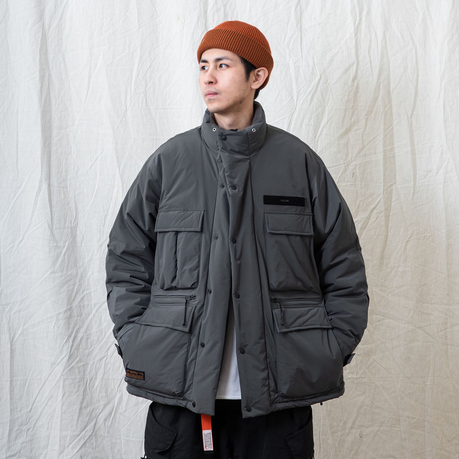 【ラスト1点 XL 】multi-pocket padded jacket / スモークグレー