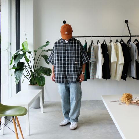 チェックシャツにはついついデニムを合わせてしまいます